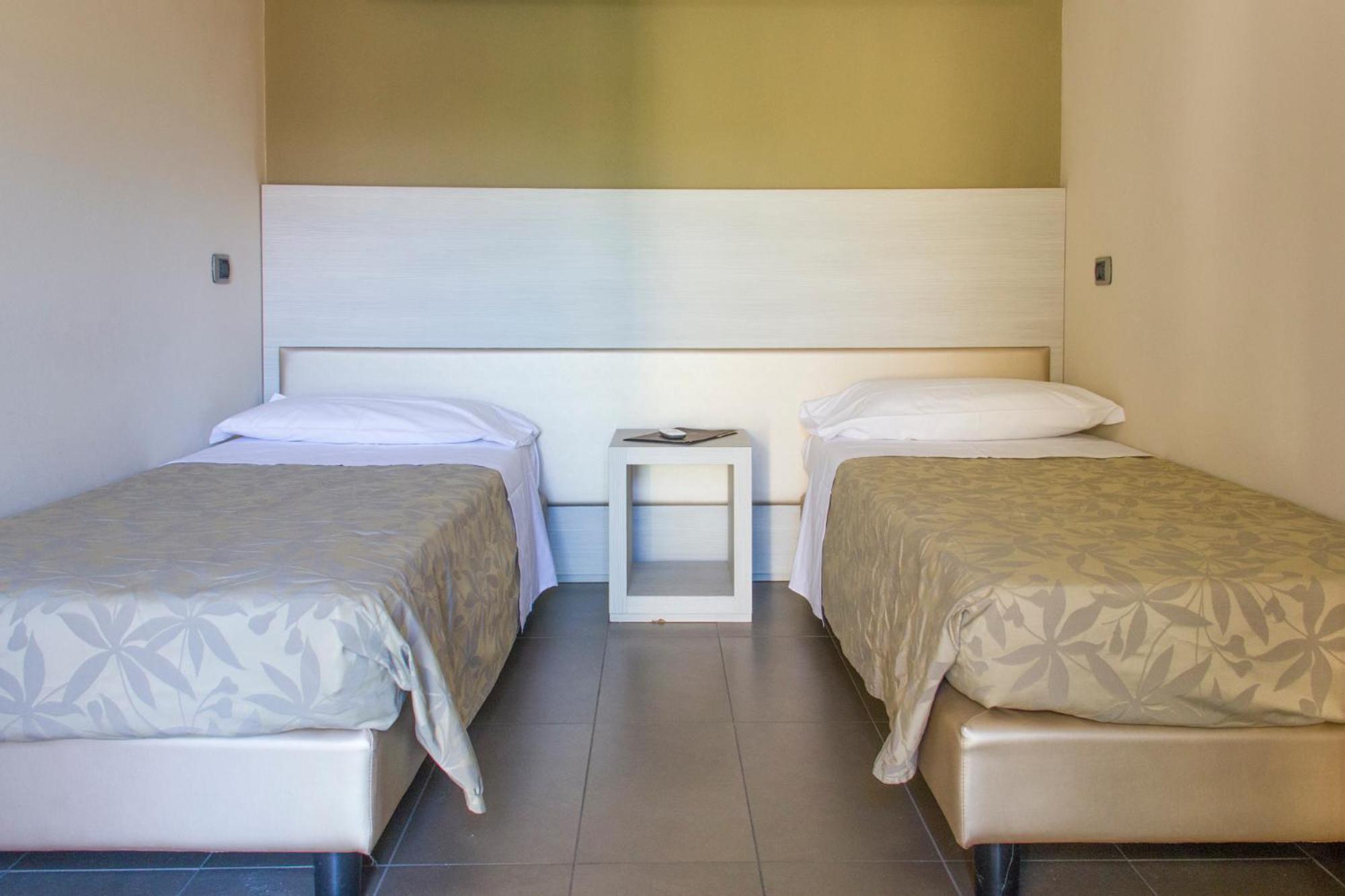 Hotel Rosenblatt Cervia Esterno foto