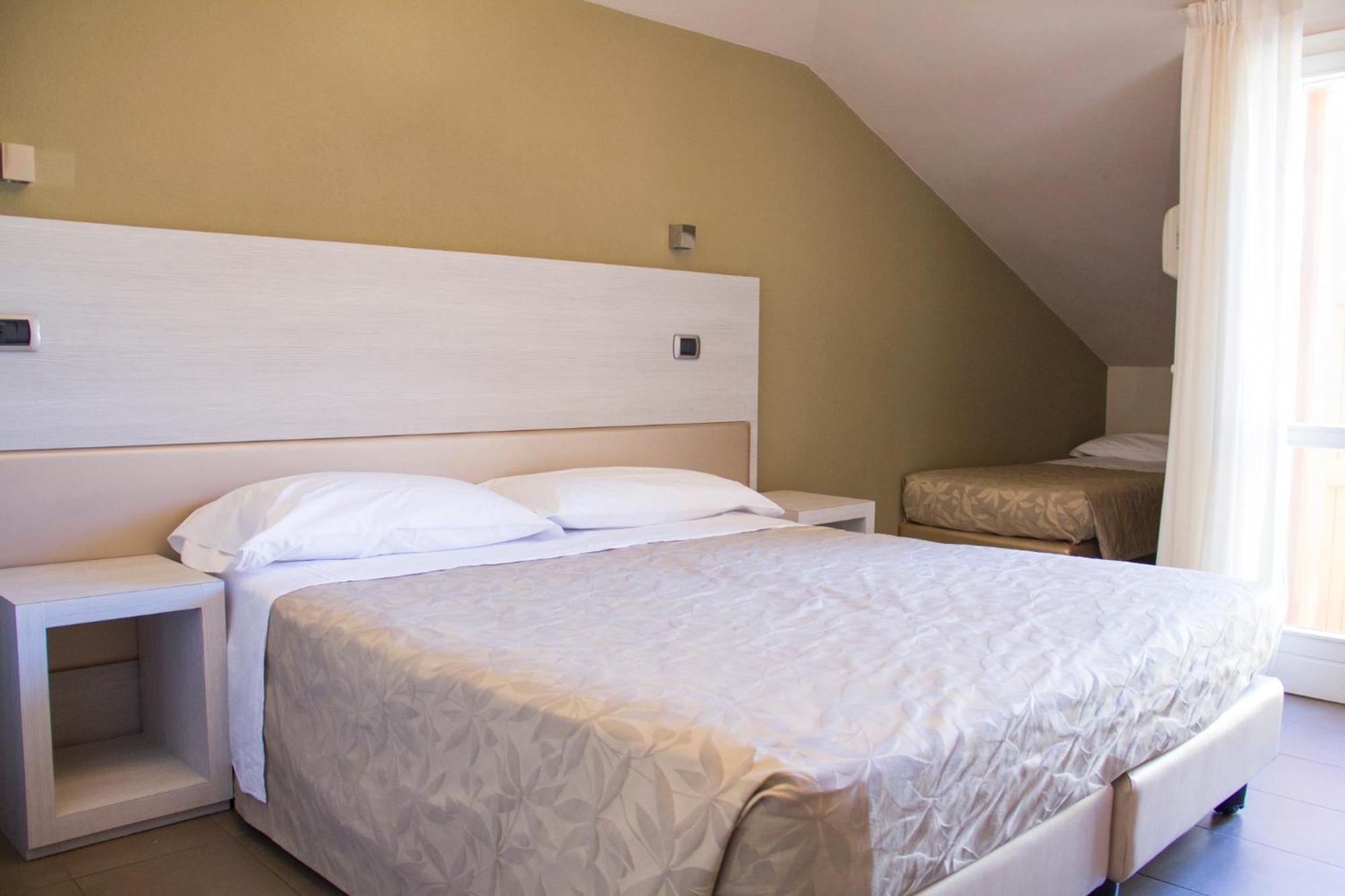 Hotel Rosenblatt Cervia Camera foto