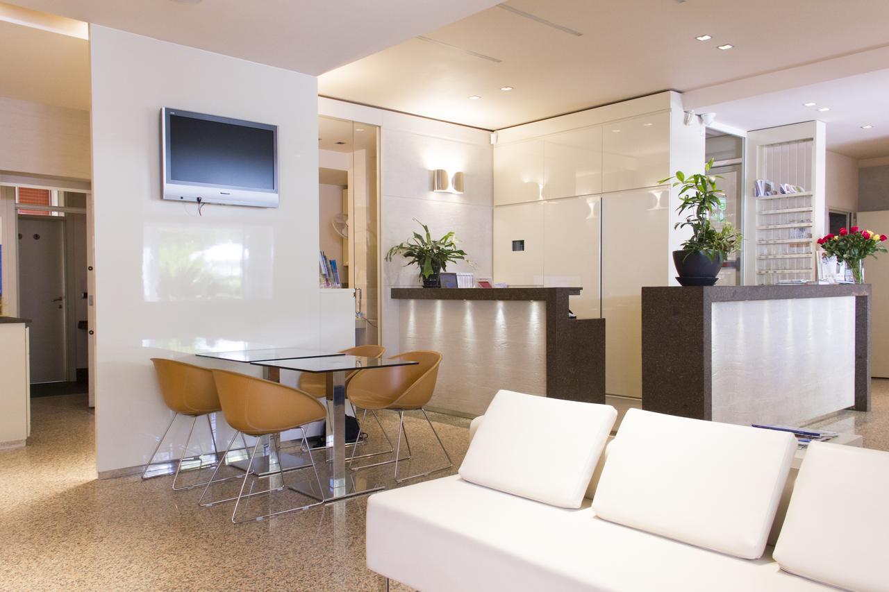 Hotel Rosenblatt Cervia Esterno foto