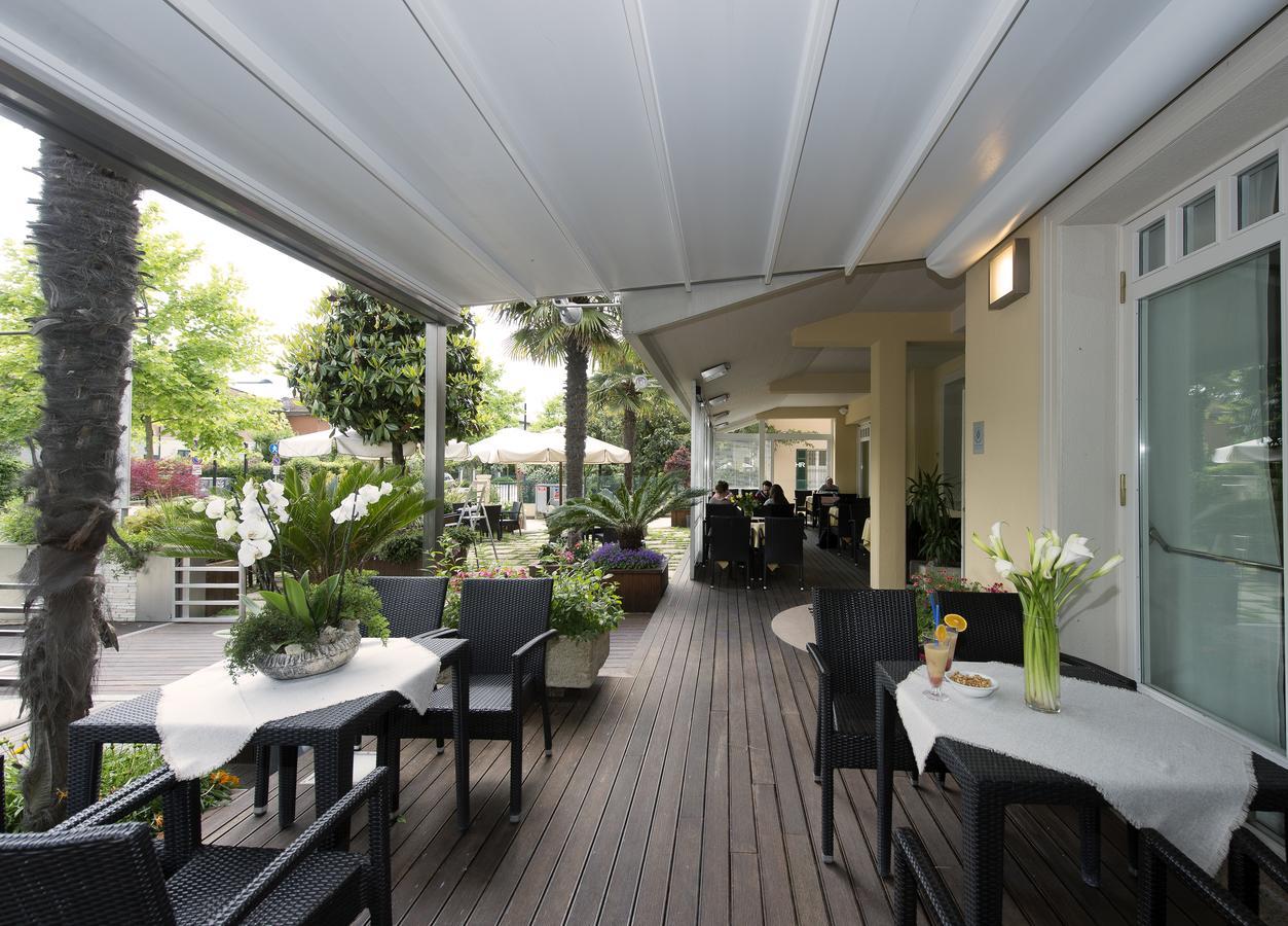 Hotel Rosenblatt Cervia Esterno foto