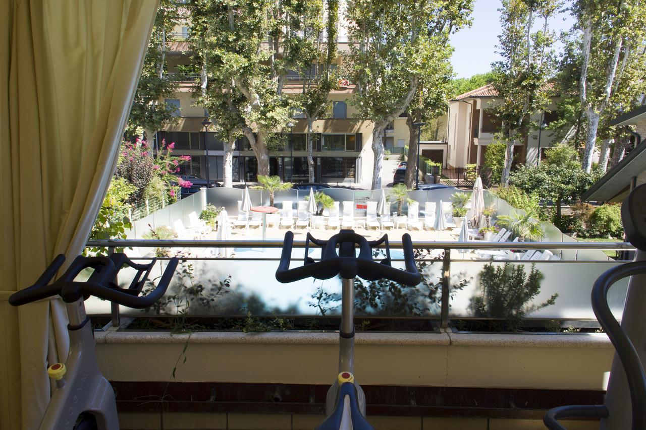 Hotel Rosenblatt Cervia Esterno foto