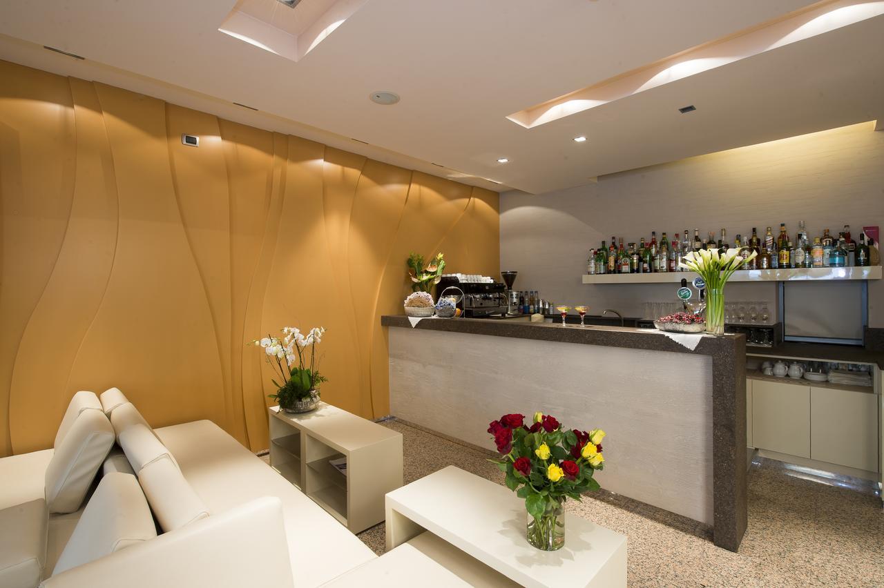 Hotel Rosenblatt Cervia Esterno foto