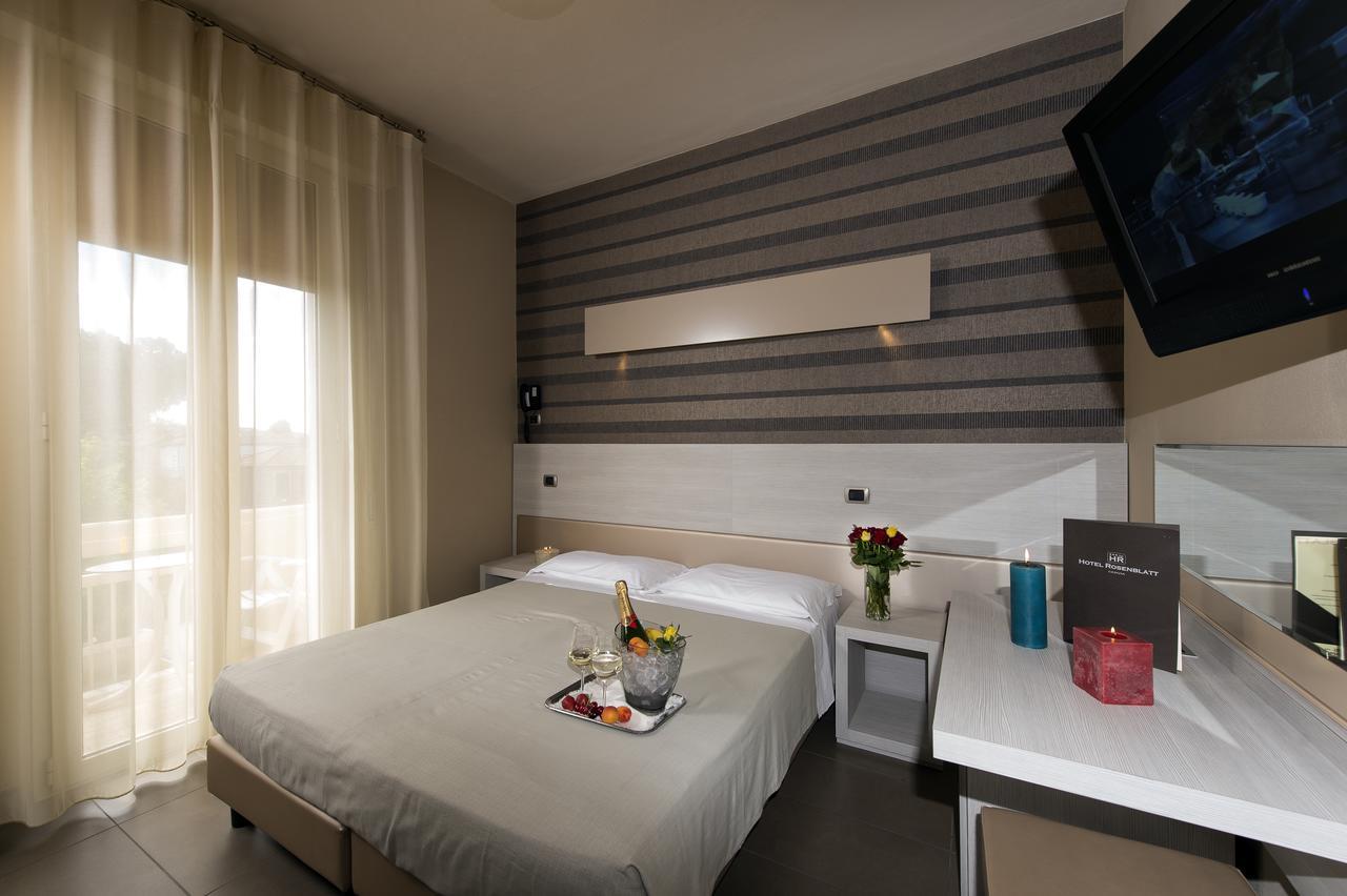 Hotel Rosenblatt Cervia Esterno foto