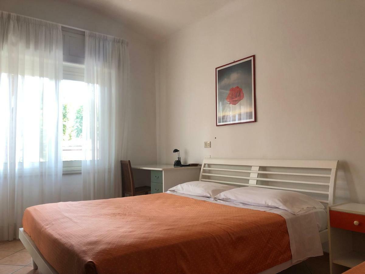 Hotel Rosenblatt Cervia Esterno foto